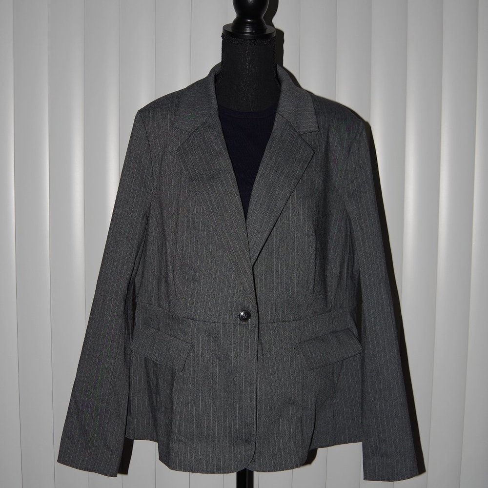NWT! Lane Bryant Gray Blazer